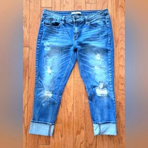 Daytrip Women's  Distressed Blue Capri Jeans